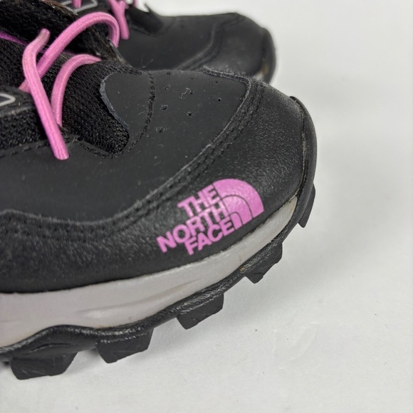 The North Face, Black/Pink, Hiking/Running, Shoes/Boots, Size 4 Women's - Picture 2 of 10